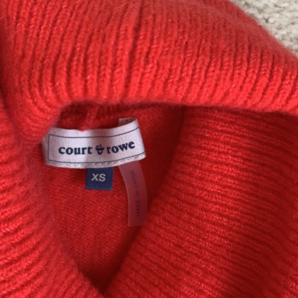 Court and rowe sweater - Picture 2 of 4